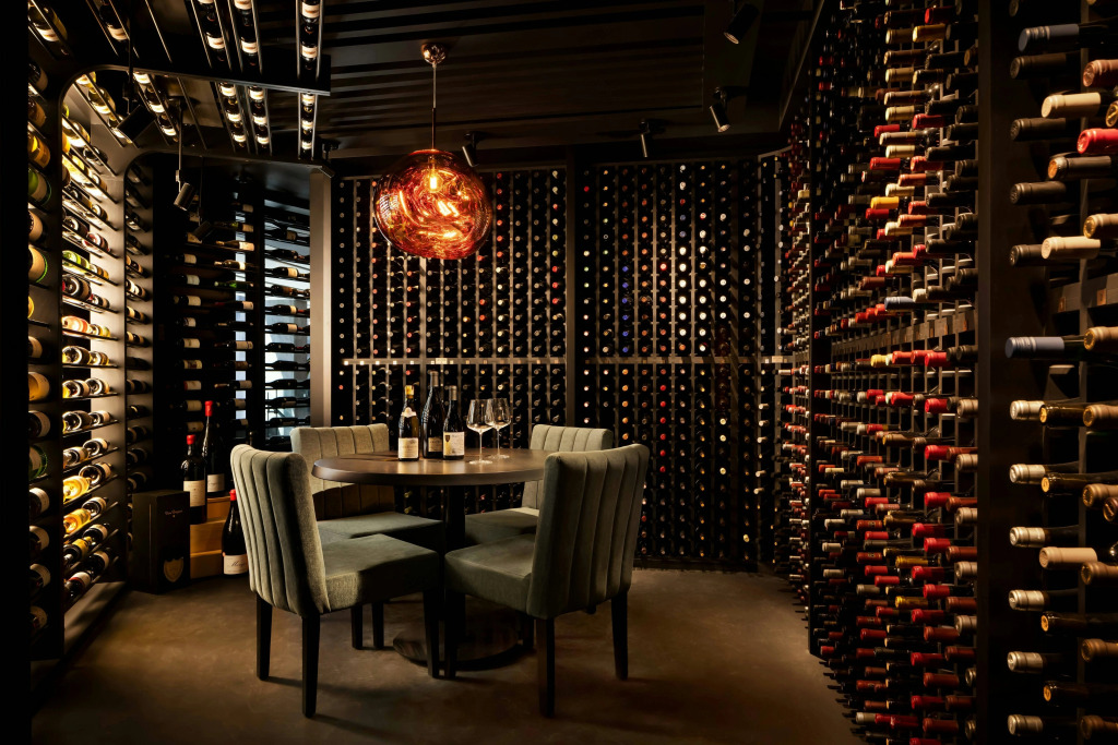 Humaniti Hotel Montreal, Autograph Collection