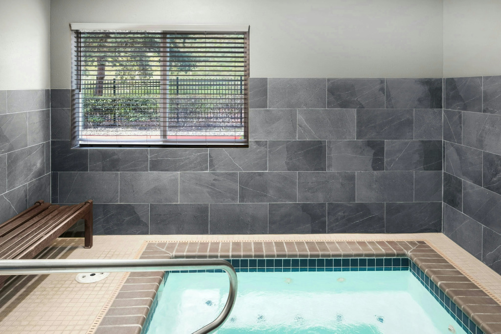 Garner Hotel Auburn - Seattle by IHG