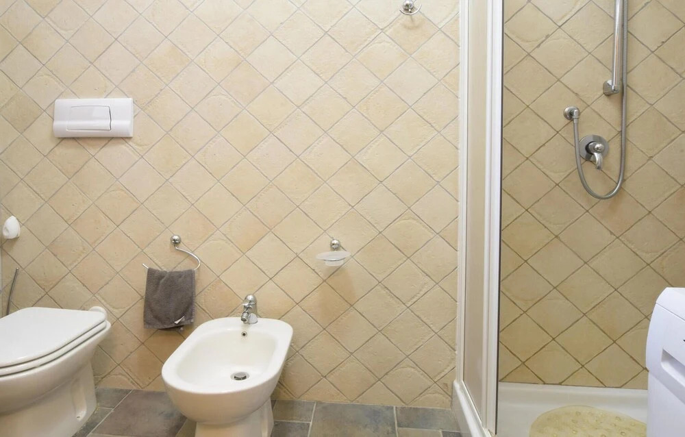 Stunning Apartment in Monte Petrosu With Outdoor Swimming Pool and 2 Bedrooms