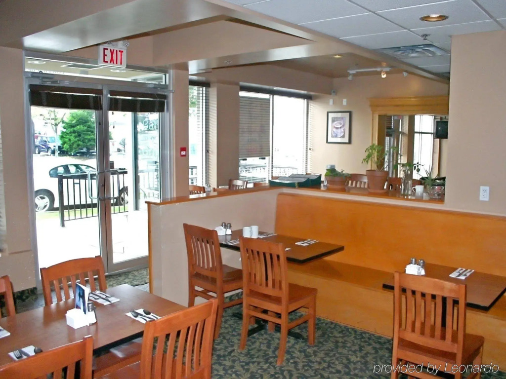 Best Western Plus Uptown Hotel