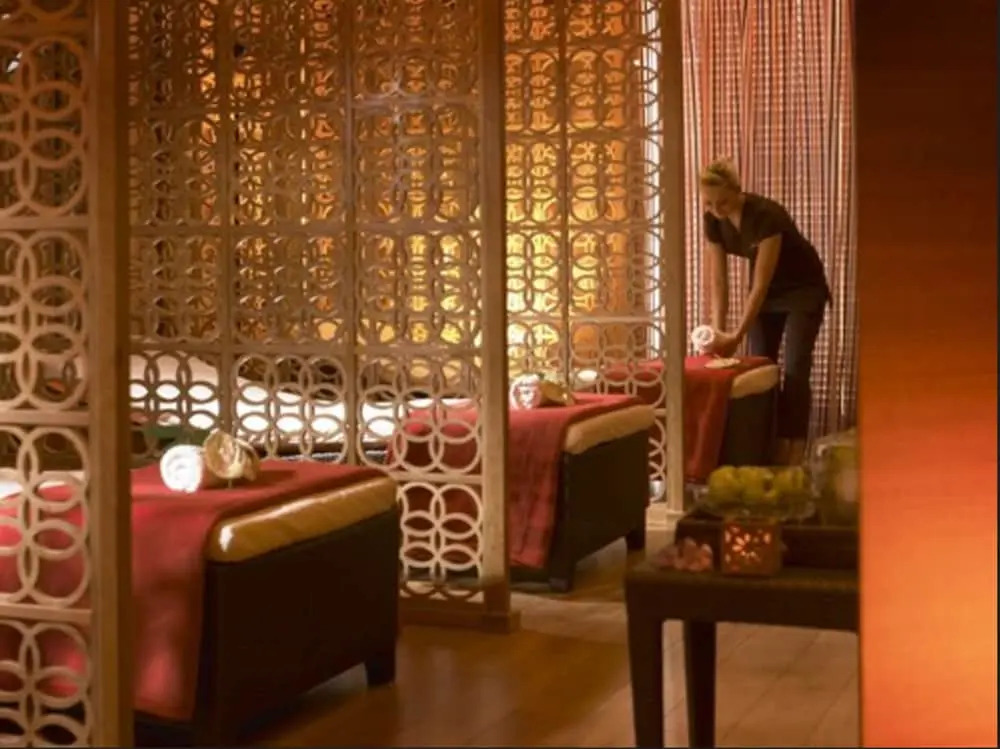Westport Plaza Hotel, Spa & Leisure