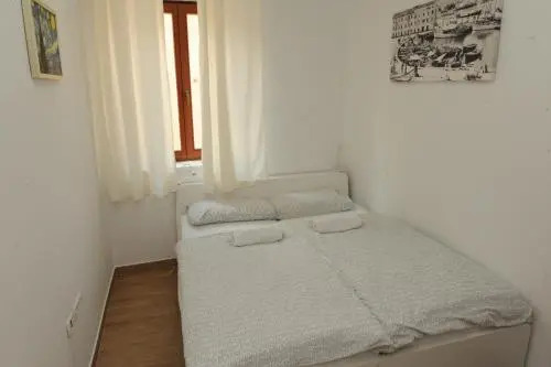 B&B Isola