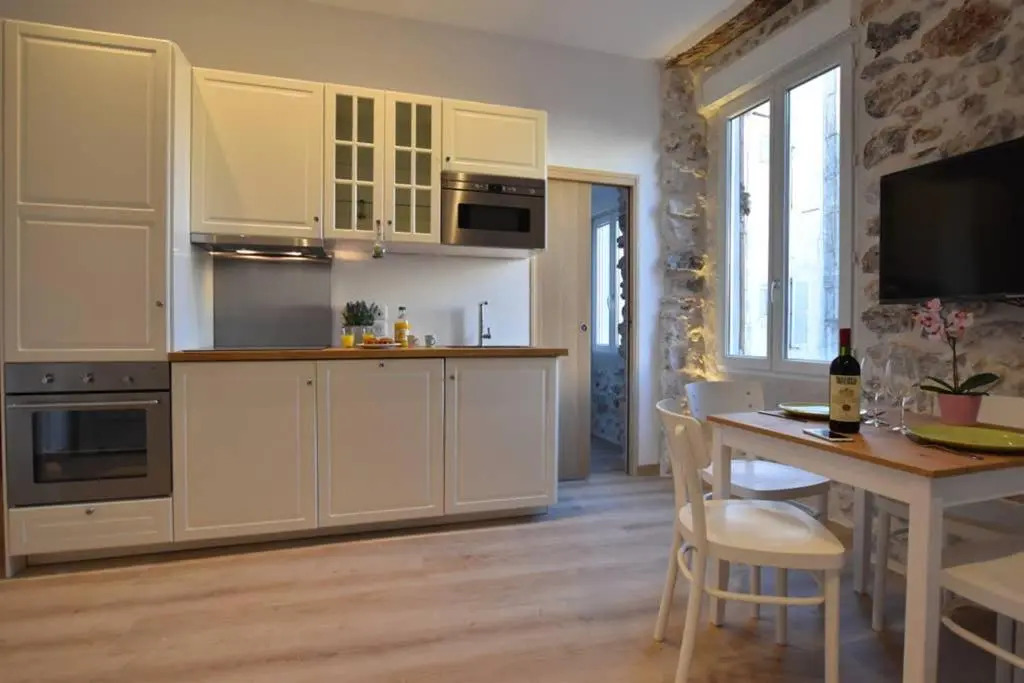 Gorgeous Brand New 2 Bedrooms