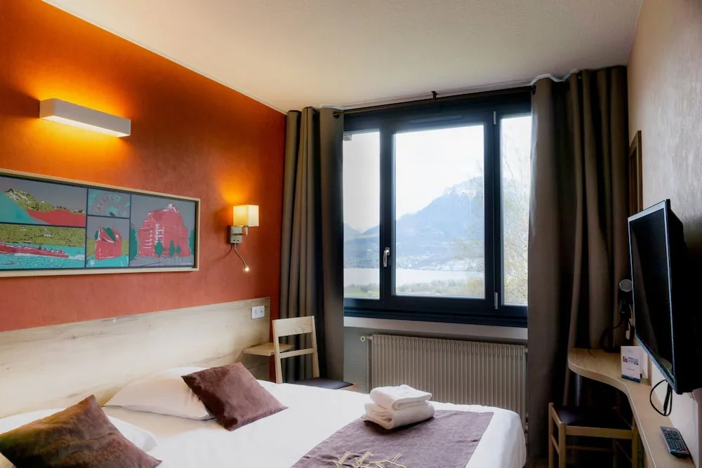 Village Club Les Balcons du Lac dAnnecy - Neaclub