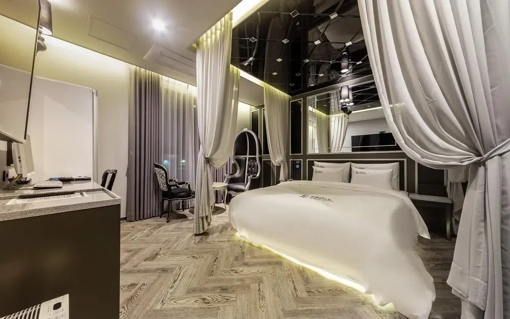 Daegu Bangogae Hotel Goblin(대구 반고개 호텔 도깨비)