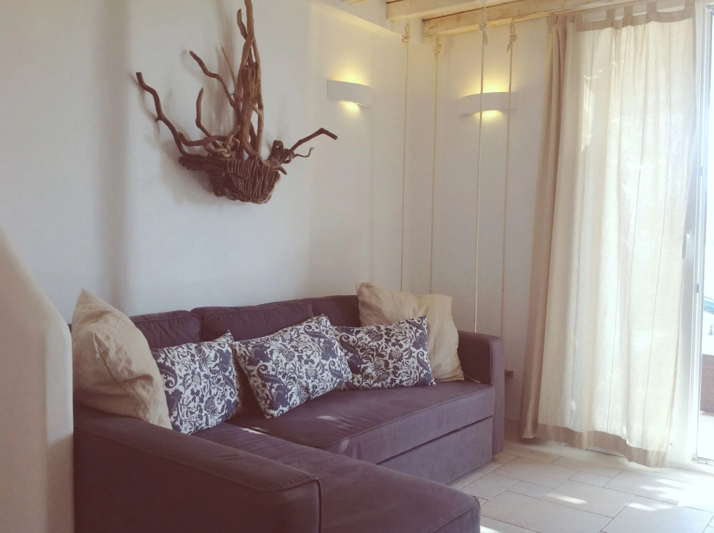 Marcia Suites