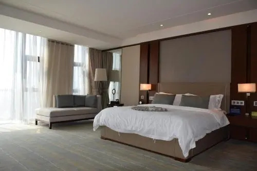 Zhongjian Yanqi Lake View Hotel