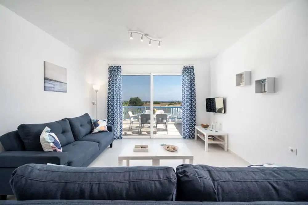 Xenos Villa 6 with a Private pool near the sea