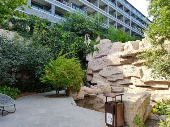 ATRIUM Fengzhu Homestay (Gubeikoushuizhen Shop)