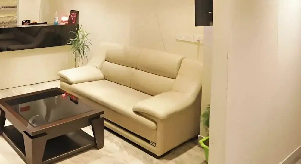 Hotel Grand Lowsan