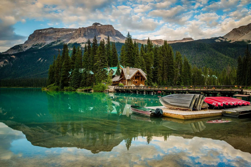 Emerald Lake Lodge