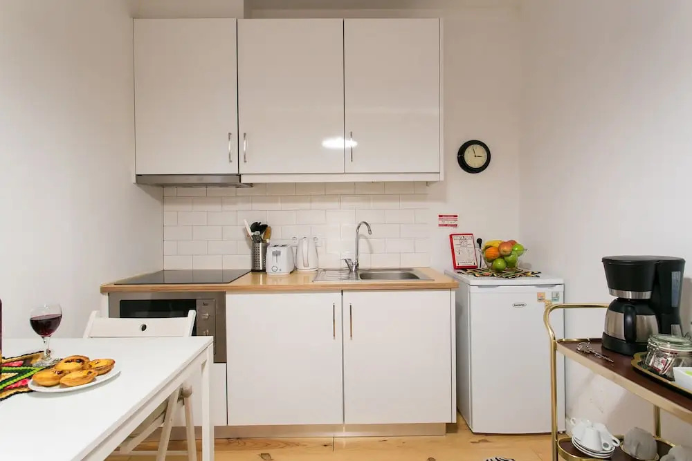 Bica Elevator Apartment Rentexperience