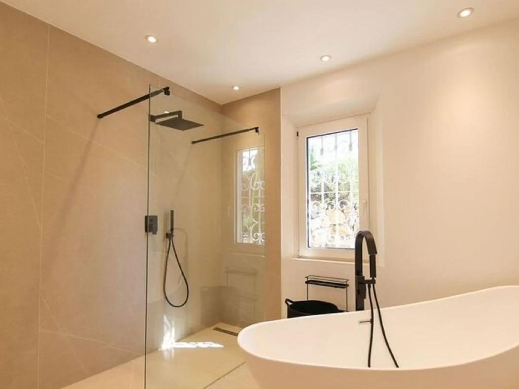 Majestic Holiday Home in Grimaud With Private Pool