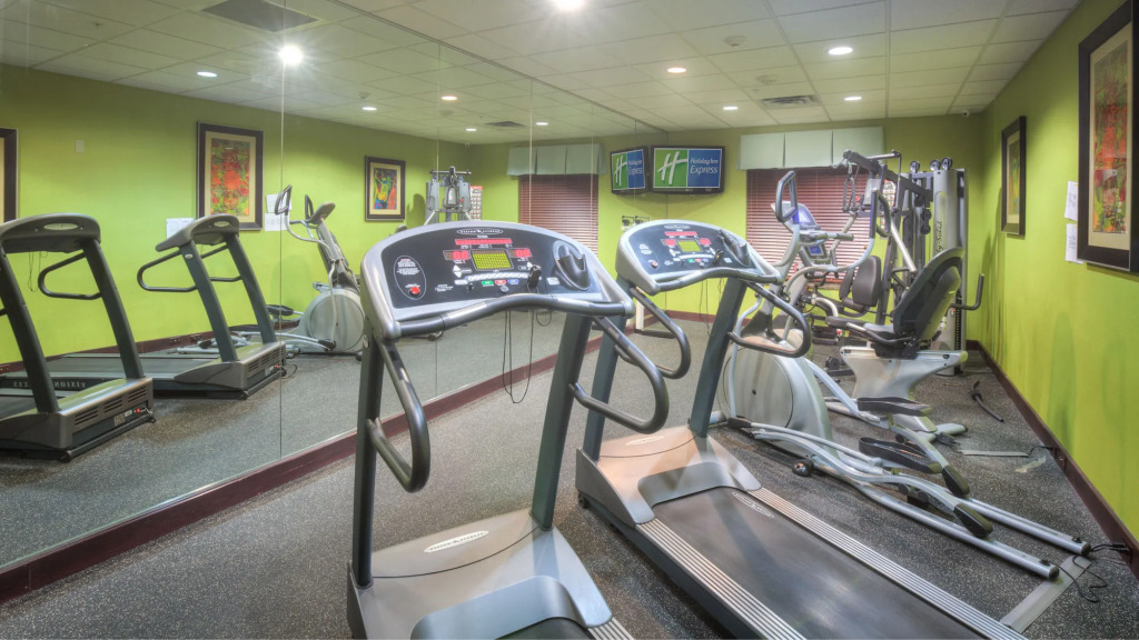 Holiday Inn Express Hotel and Suites Elk City by IHG