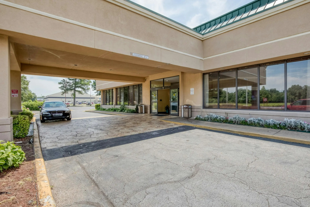 Gardentree Hotels Memphis East near I 40