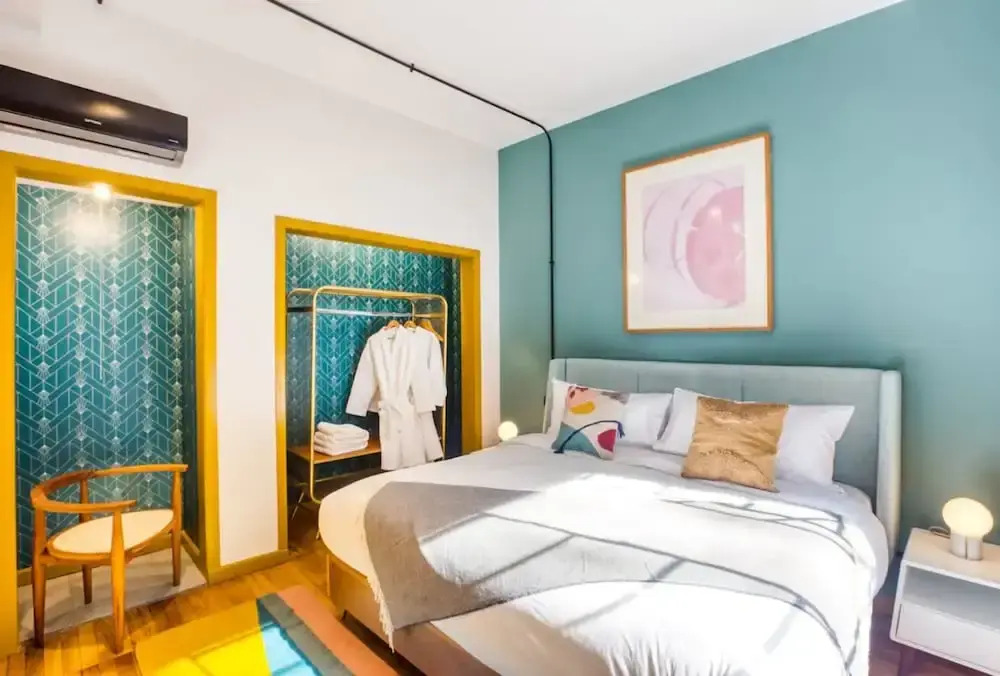 Miravalle I 1 BDR Next to Parque Mexico in Condeza