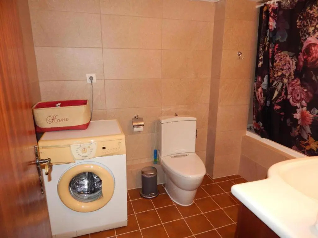 Baroque 10-person Apartment in Makrygialos