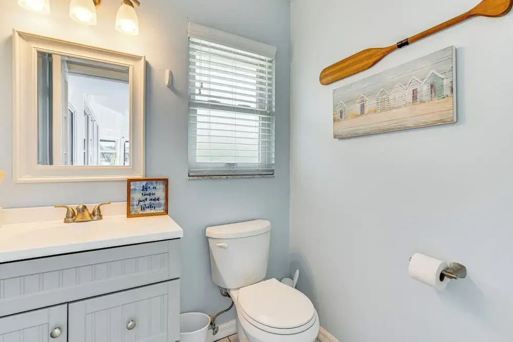 Heated Saltwater Pool & Dock: Port Charlotte Home
