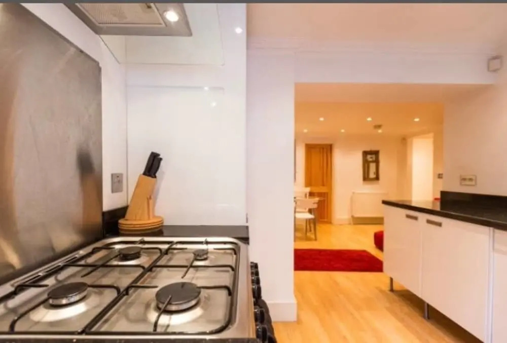 Camden Spacious Apartment