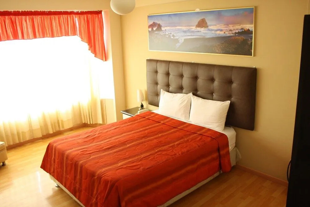 Eras Hotel