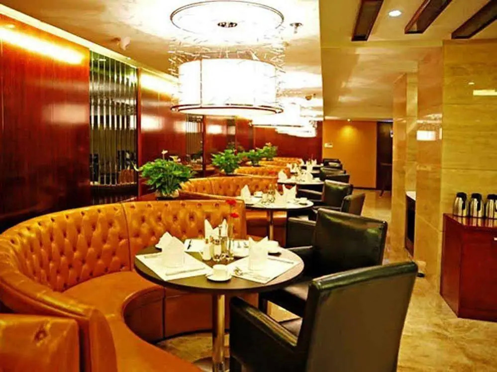 Phoenix Business Hotel