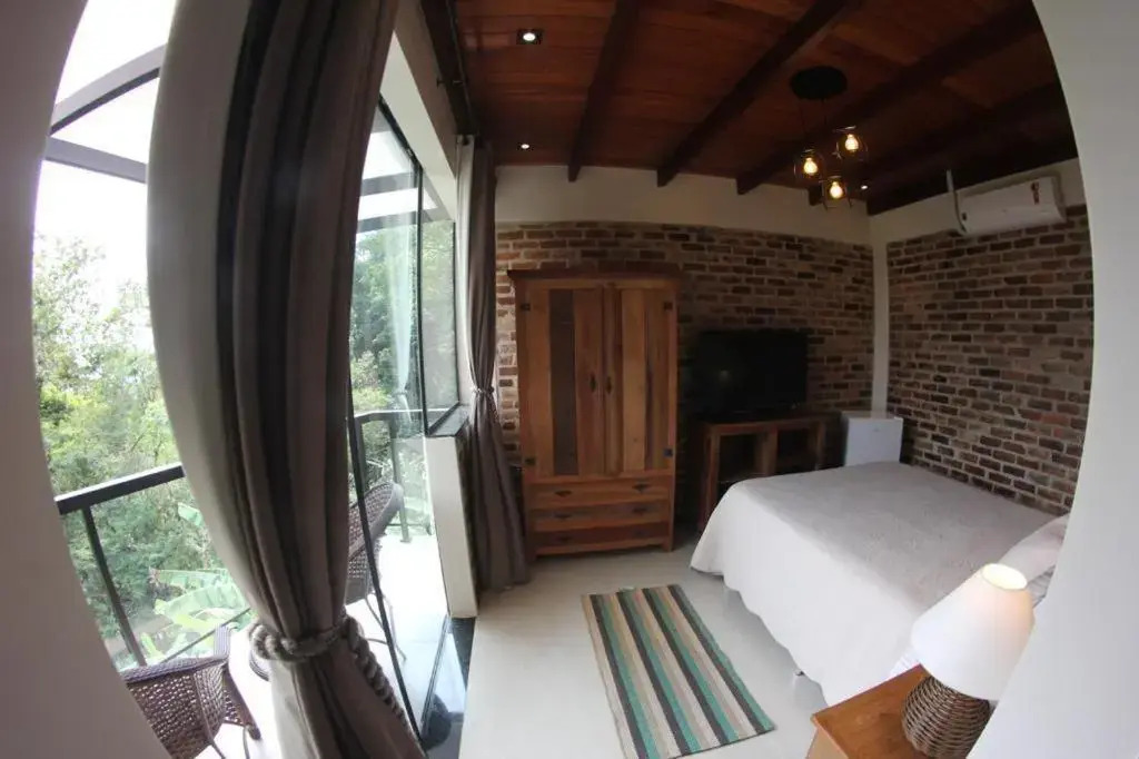 ATLANTIC FOREST ROOM