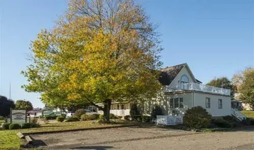 Carriage House