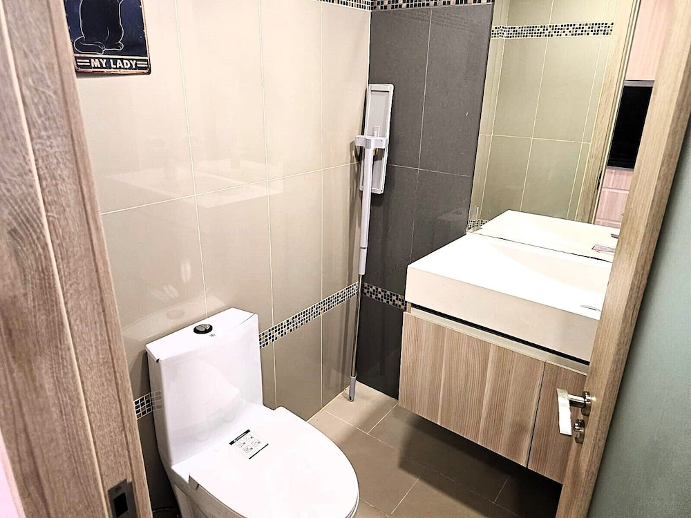 Budget Studio Condo With Resort-style Pool - Laguna Beach Resort 1, Jomtien