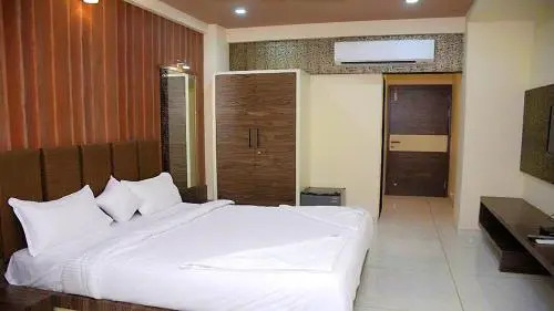 The Imperia Hotel