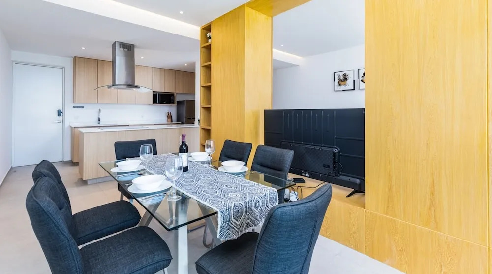 Condo Aria Ocean 501 by Kivoya