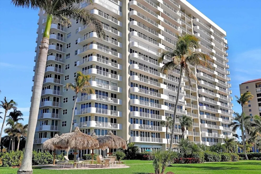 Admiralty House Unit 1104s Marco Island Vacation Rental 1 Bedroom Condo