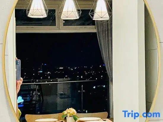 Kuching City Center Apartment With City View