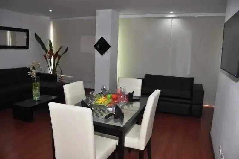 Apartamentos Plaza Modelia
