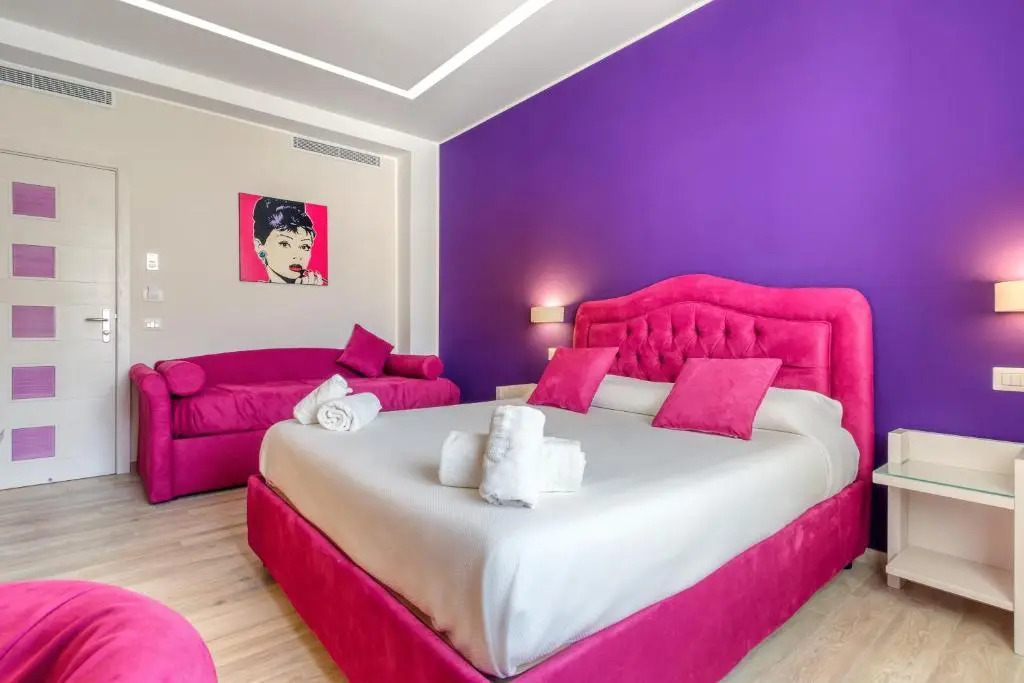 Tiffany Suites