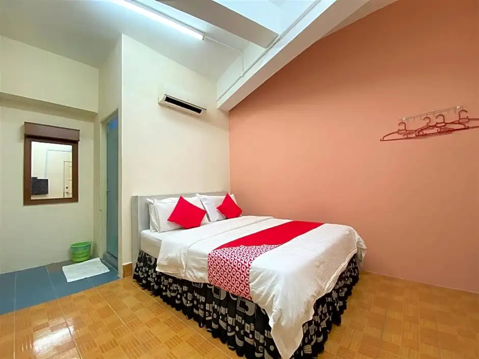 OYO 89540 B Hotel Penang