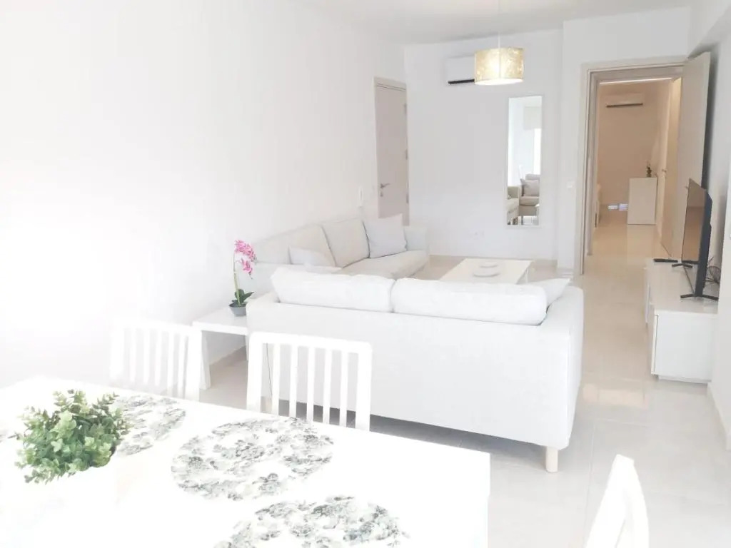 Dinglis Residences 31