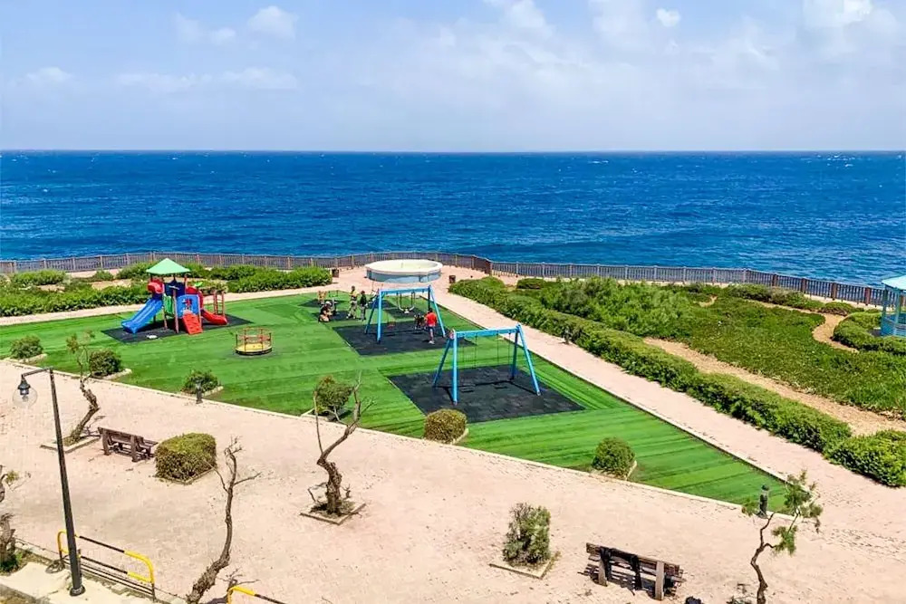 Sea and sun Views 2bd Apt Marsalforn Gozo
