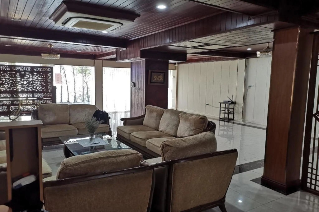 OYO 822 Thai Sabai Hotel
