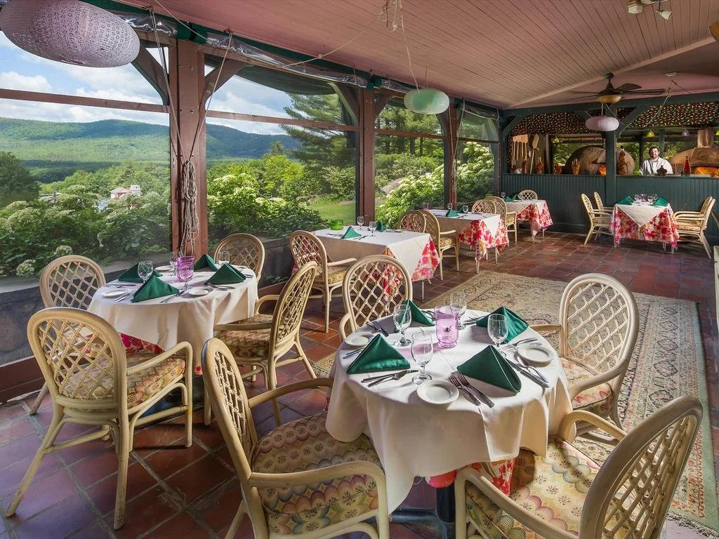 Stonehurst Manor Breakfast & Dinner Included