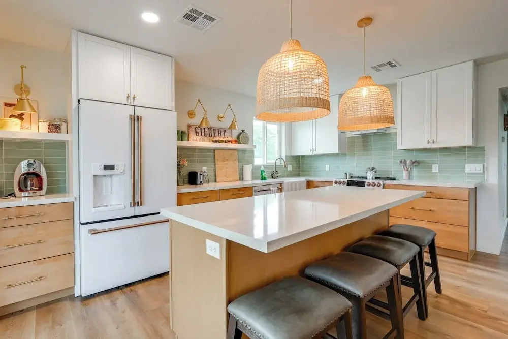 2 Mi to Dtwn: Gorgeous Gilbert Gem w/ Private Yard