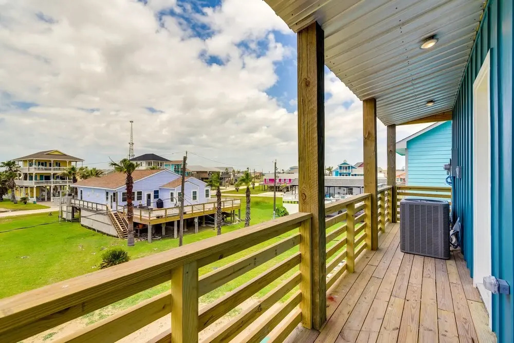 Modern Freeport Beach House Rental w/ Ocean View!