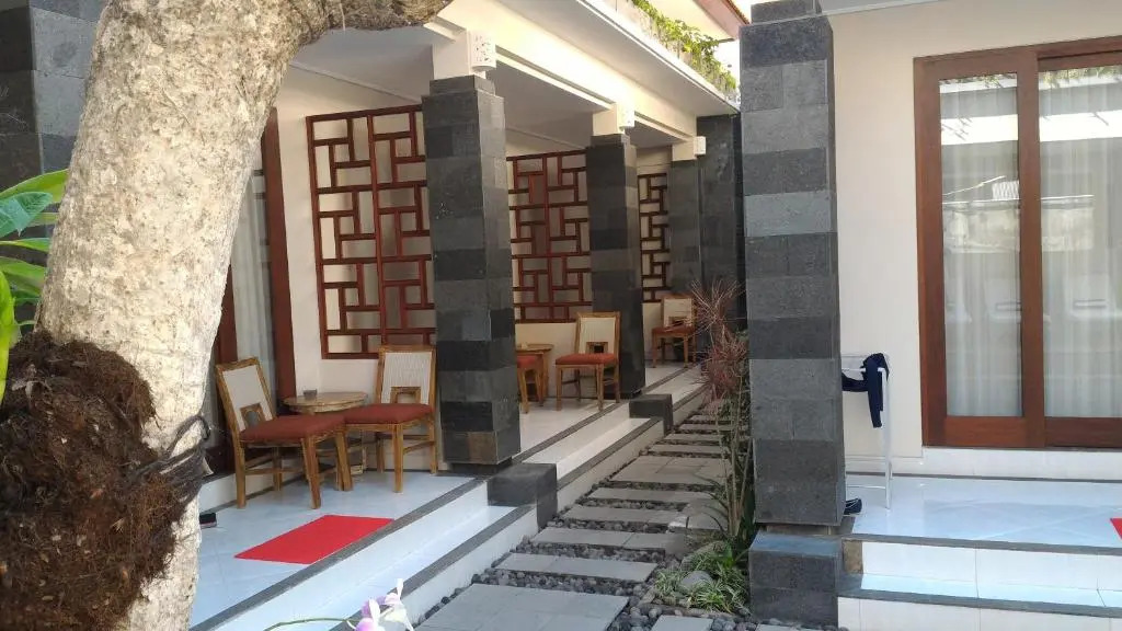 Nyaman Guest House