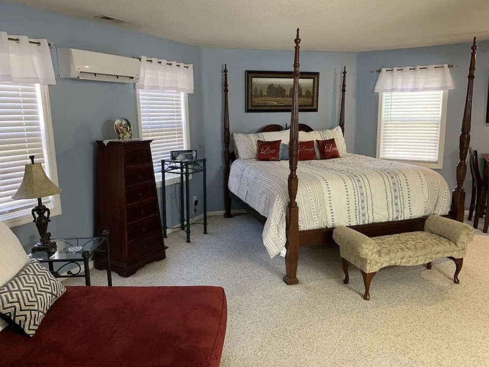Mountain Harbour B&B