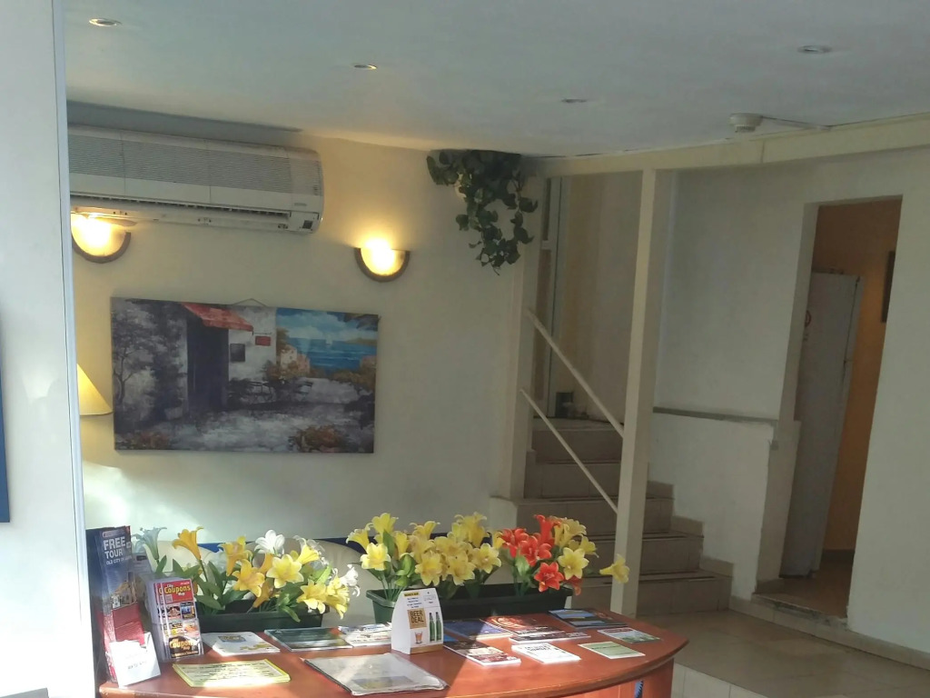 Hotel 28