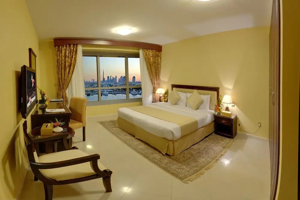 Deira Suites Deluxe Hotel Suites