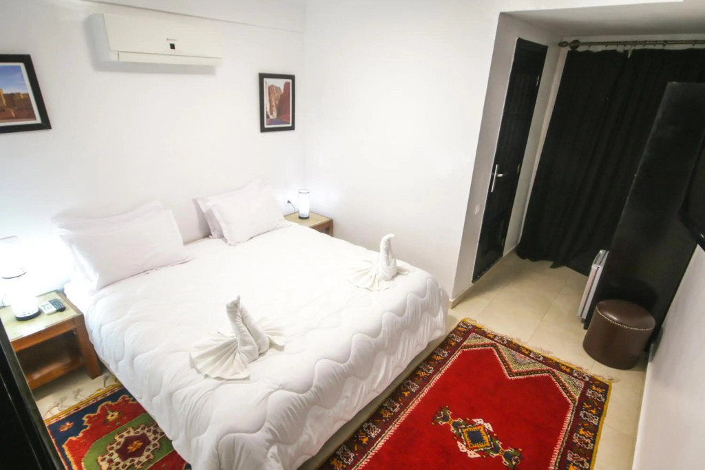 Rose Valley Hotel