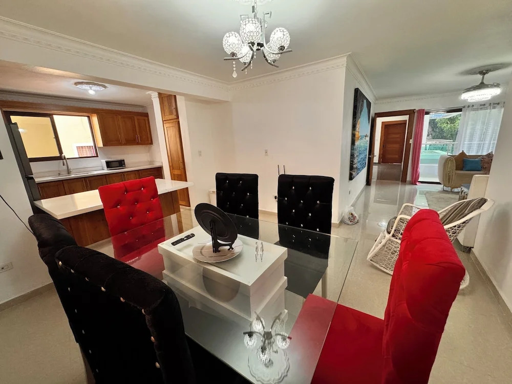 Enjoy Huge 4 Bedrooms and 3 Bathrooms
