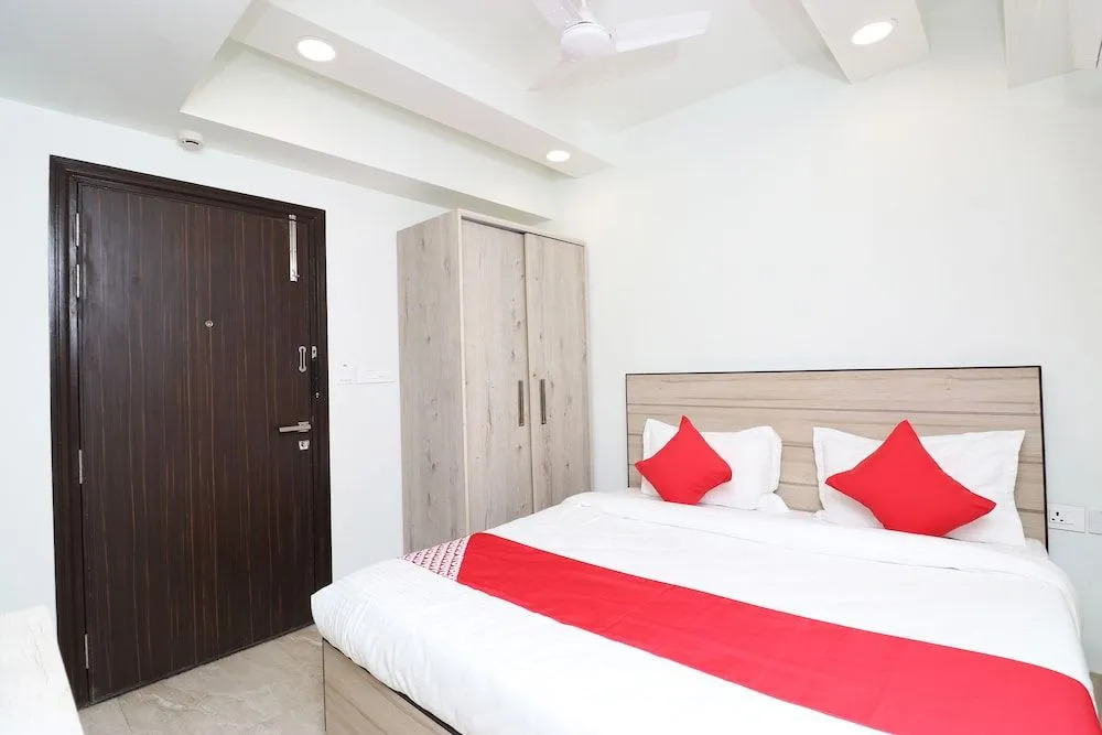 Capital O 39909 Happy Homes