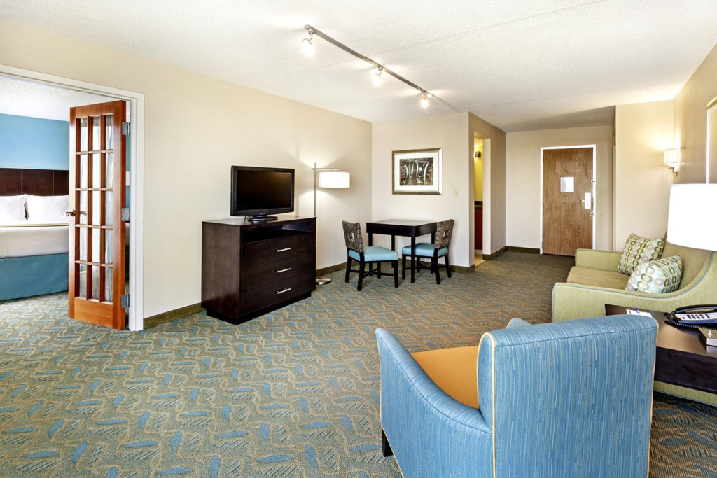 Holiday Inn Express & Suites Charleston DWTN - Medical CTR by IHG