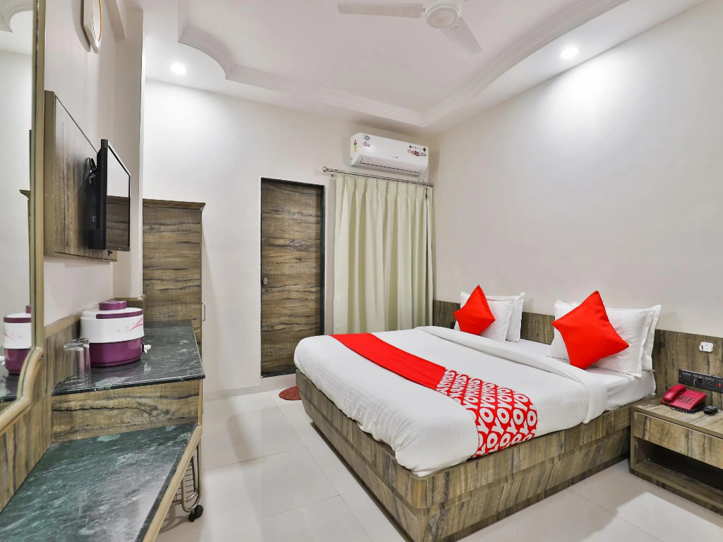 OYO 23540 Hotel Suryakant